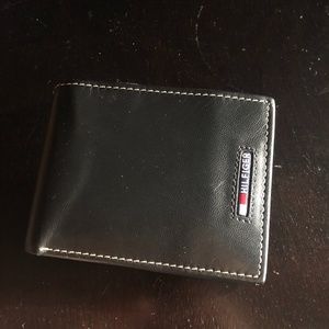 Tommy Hilfiger wallet